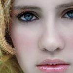 Useful Make up for Lady in Photoshop